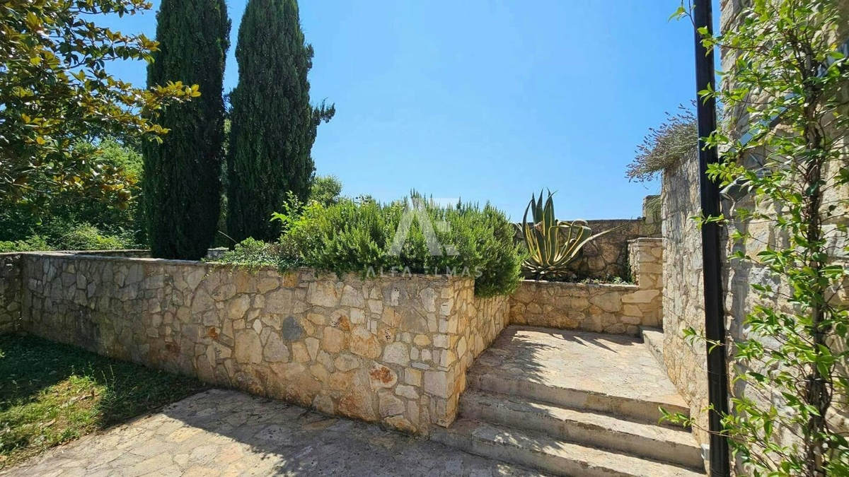 House For sale - ISTARSKA VIŠNJAN
