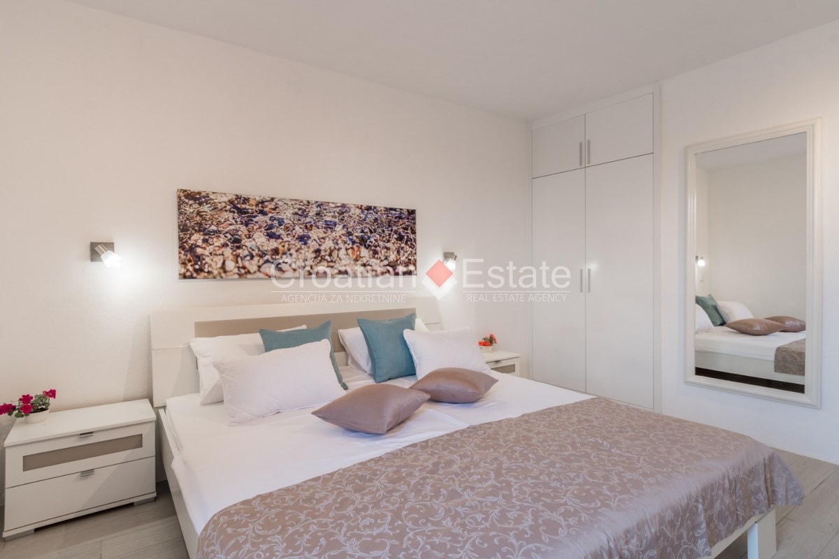 House For sale - SPLITSKO-DALMATINSKA BRAČ