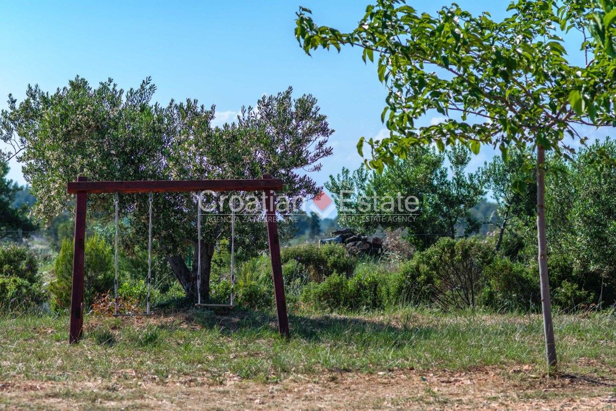 House For sale - SPLITSKO-DALMATINSKA BRAČ