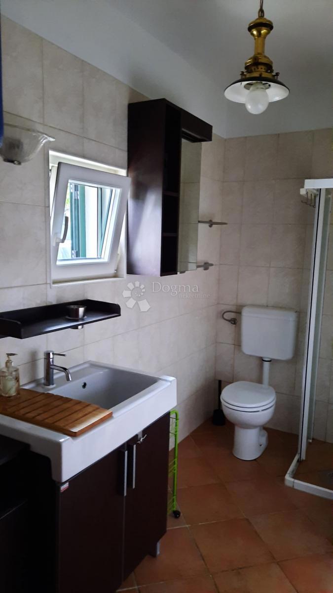 Casa In vendita - ŠIBENSKO-KNINSKA ŠIBENIK