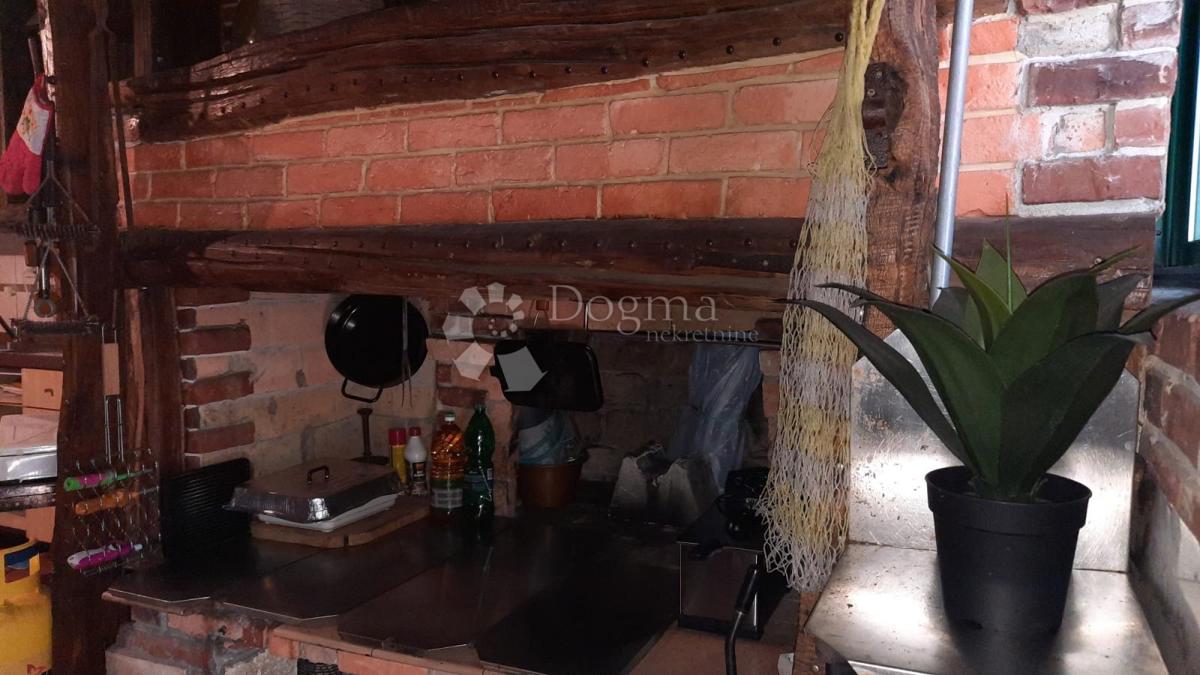 Casa In vendita - ŠIBENSKO-KNINSKA ŠIBENIK