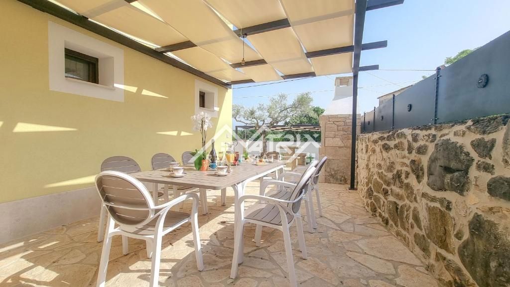 House For sale - ISTARSKA NOVIGRAD