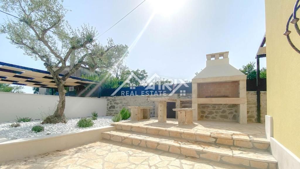 House For sale - ISTARSKA NOVIGRAD