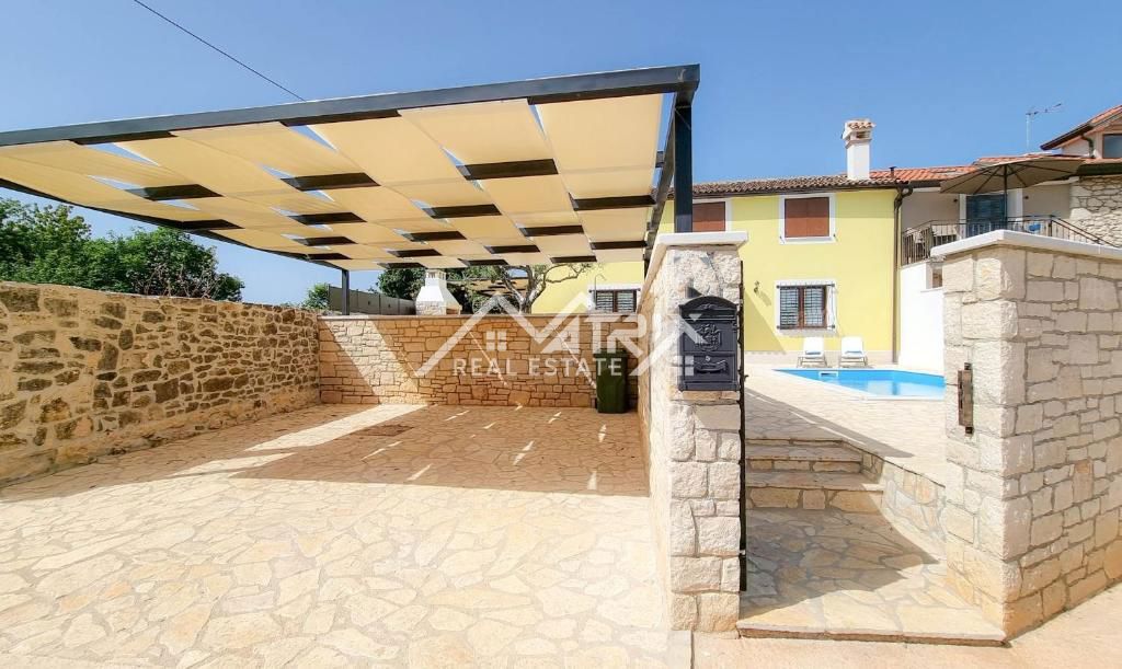 House For sale - ISTARSKA NOVIGRAD
