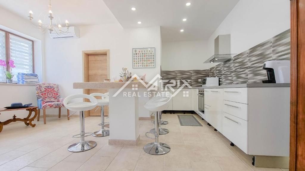 House For sale - ISTARSKA NOVIGRAD