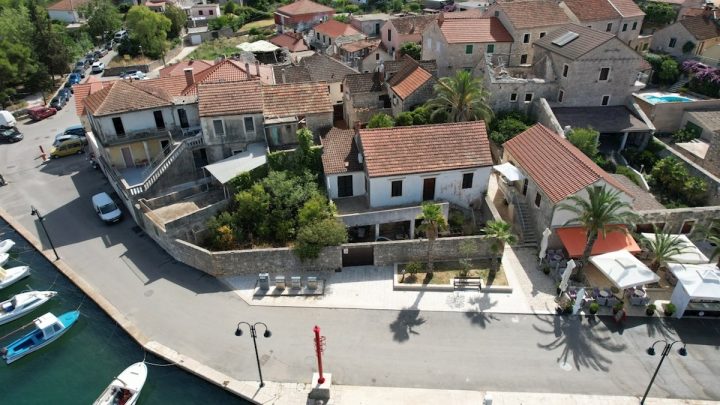 Dom Na sprzedaż - Splitsko-dalmatinska Jelsa - foto 3/16