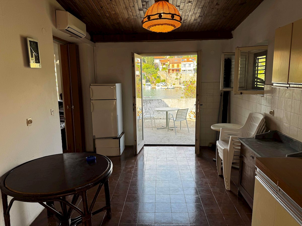 Maison À vendre - SPLITSKO-DALMATINSKA JELSA