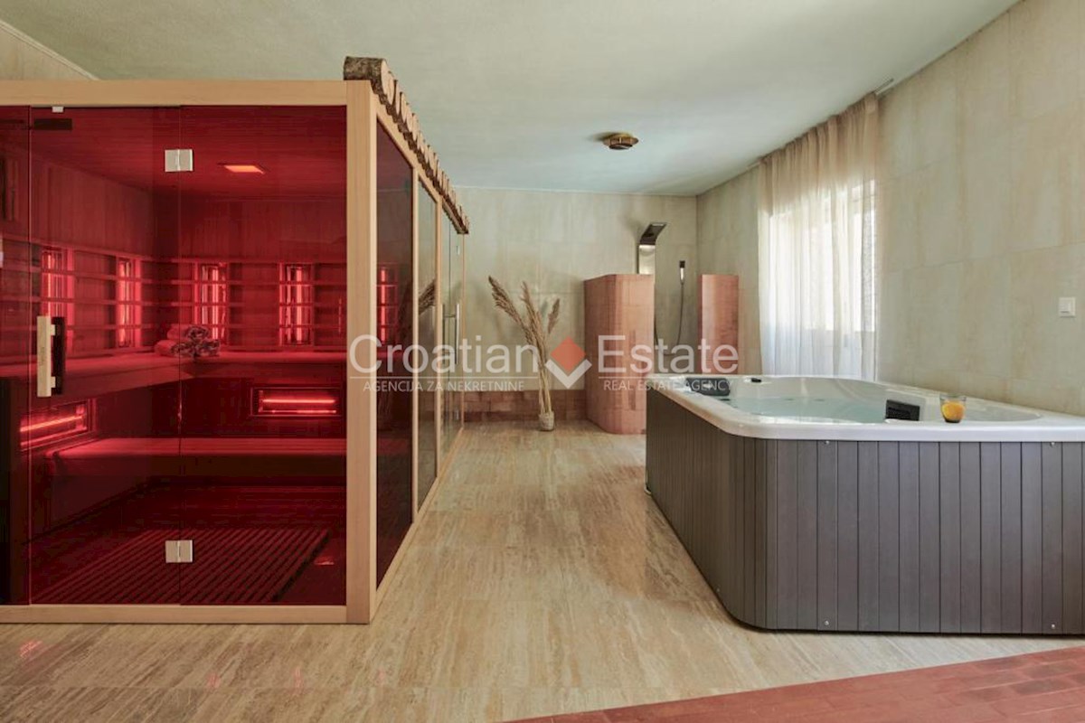 House For sale - SPLITSKO-DALMATINSKA BRAČ