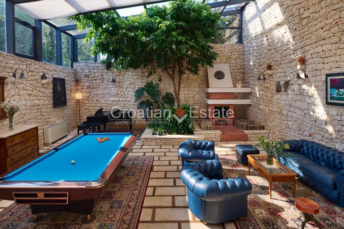 House For sale - SPLITSKO-DALMATINSKA BRAČ