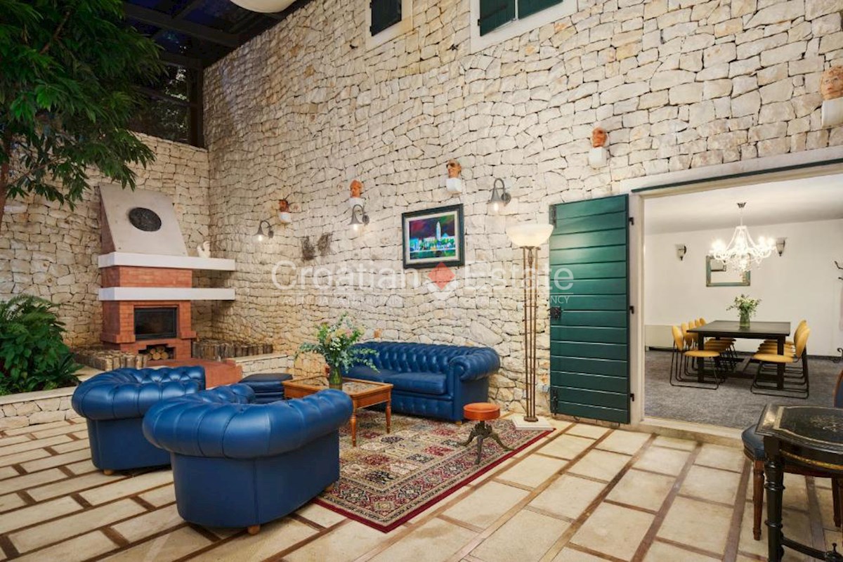 House For sale - SPLITSKO-DALMATINSKA BRAČ