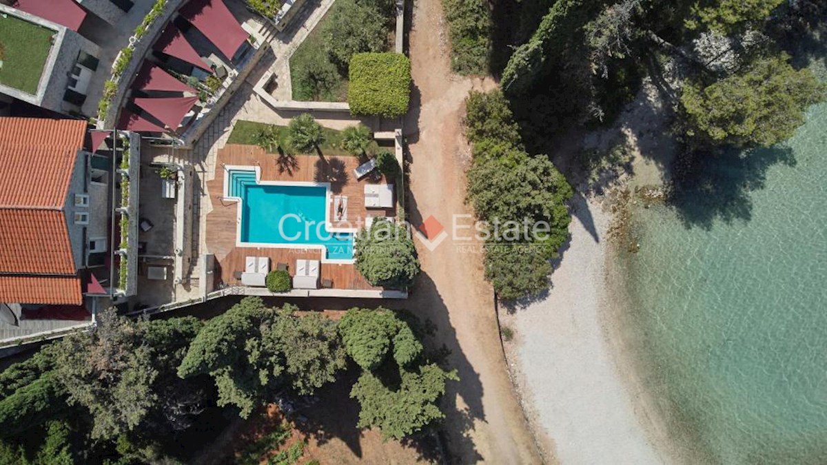 House For sale - SPLITSKO-DALMATINSKA BRAČ