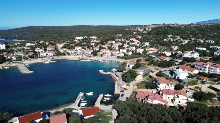 Land for sale 714 m² – Novalja