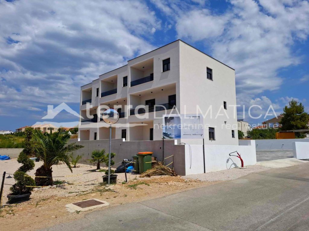 Flat For sale - ŠIBENSKO-KNINSKA VODICE