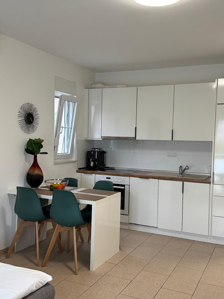 House For sale - SPLITSKO-DALMATINSKA ČIOVO