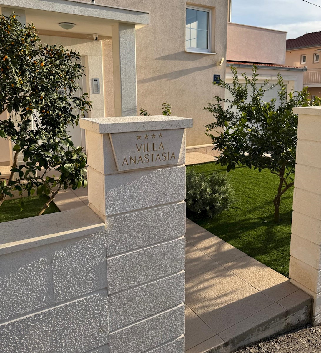 House For sale - SPLITSKO-DALMATINSKA ČIOVO
