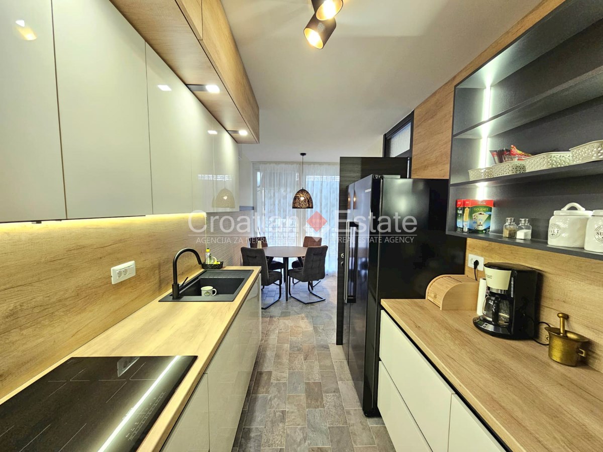 Flat For sale - Splitsko-dalmatinska Split - foto 1/18