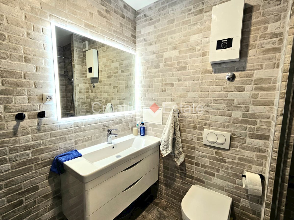 Flat For sale - SPLITSKO-DALMATINSKA SPLIT