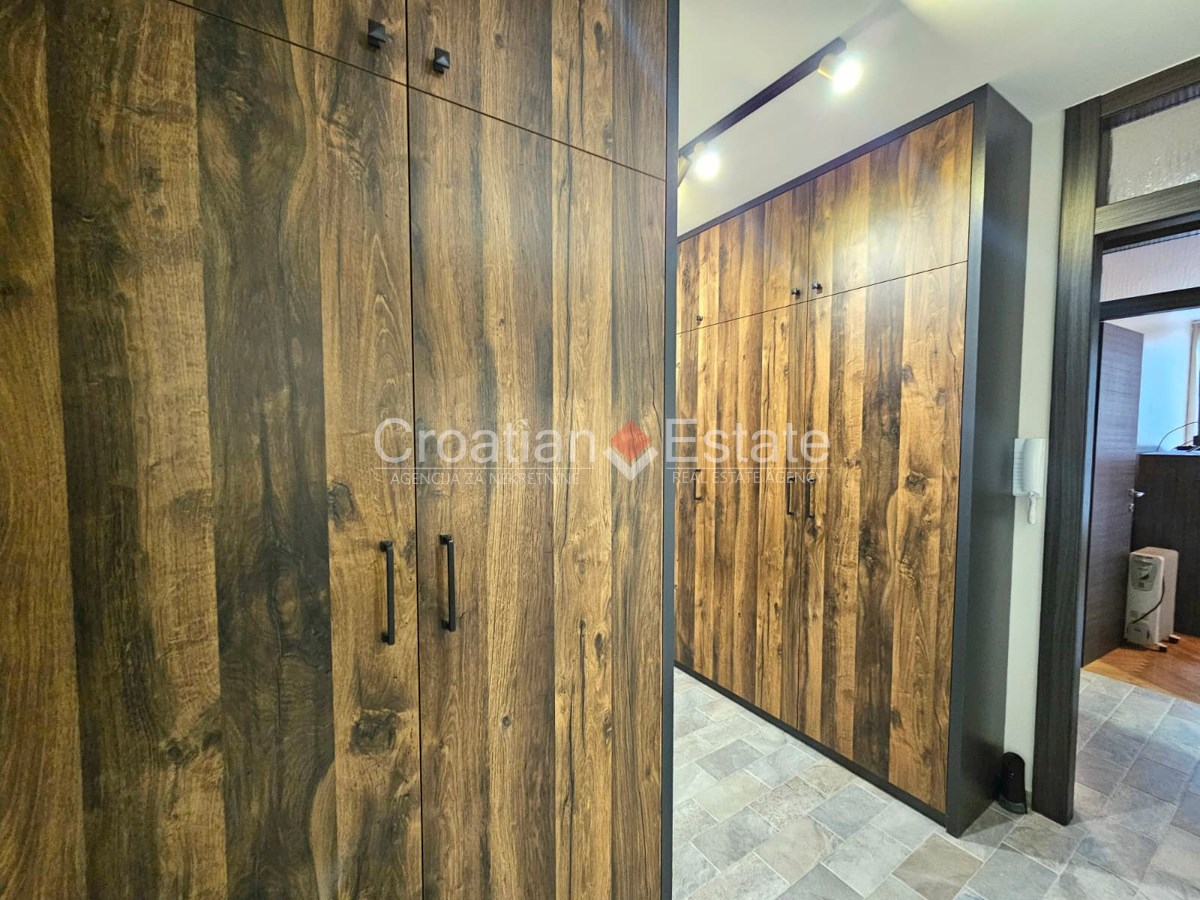 Flat For sale - SPLITSKO-DALMATINSKA SPLIT