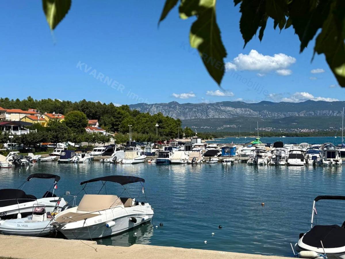 Stan Na prodaju - PRIMORSKO-GORANSKA KRK