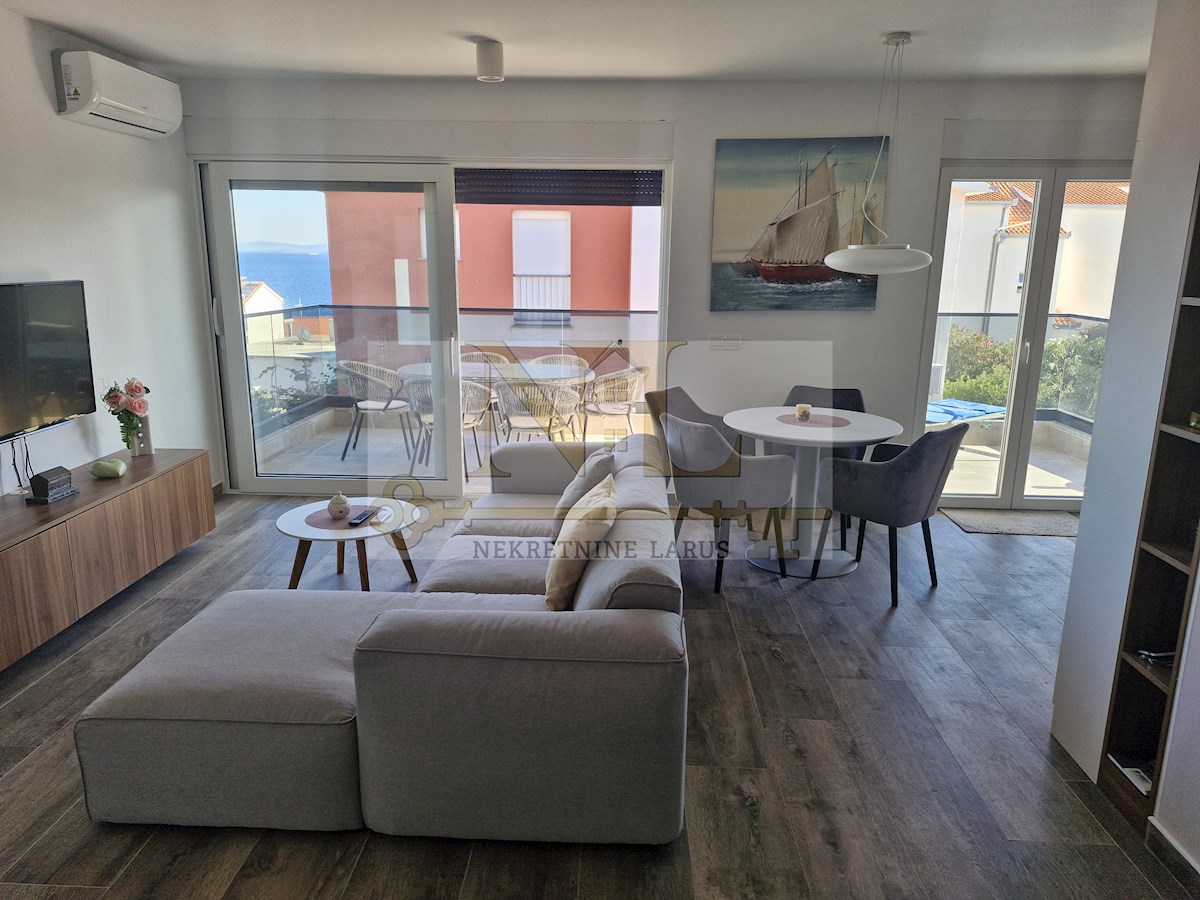 Apartma Na predaj - SPLITSKO-DALMATINSKA ČIOVO