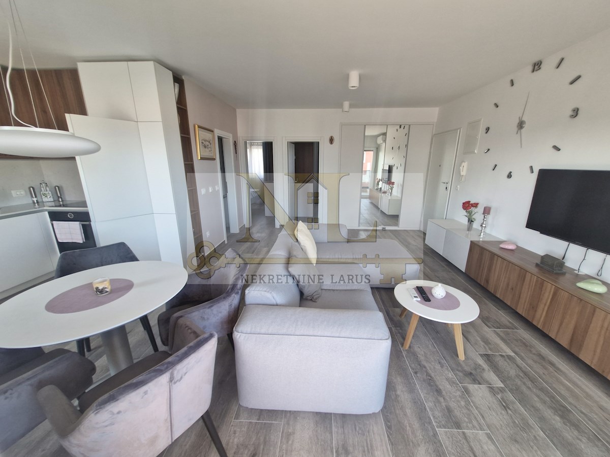 Apartma Na predaj - SPLITSKO-DALMATINSKA ČIOVO