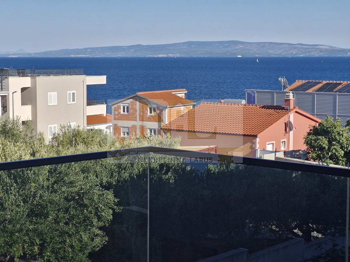 Apartma Na predaj - SPLITSKO-DALMATINSKA ČIOVO