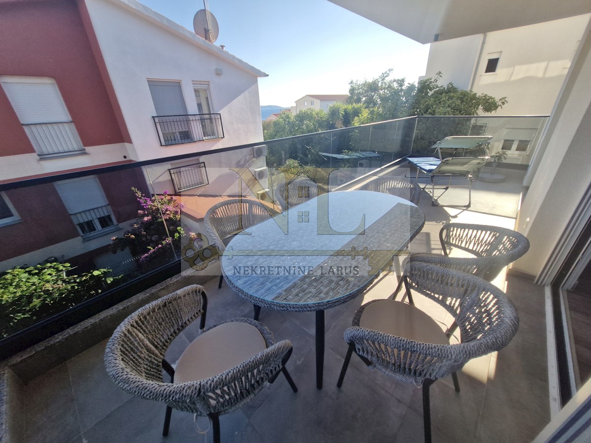 Apartma Na predaj - SPLITSKO-DALMATINSKA ČIOVO