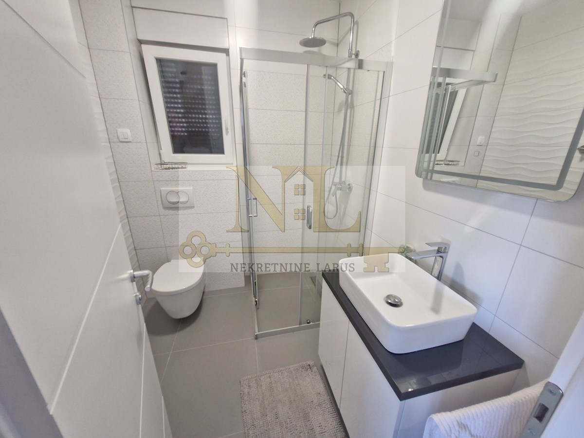 Apartma Na predaj - SPLITSKO-DALMATINSKA ČIOVO