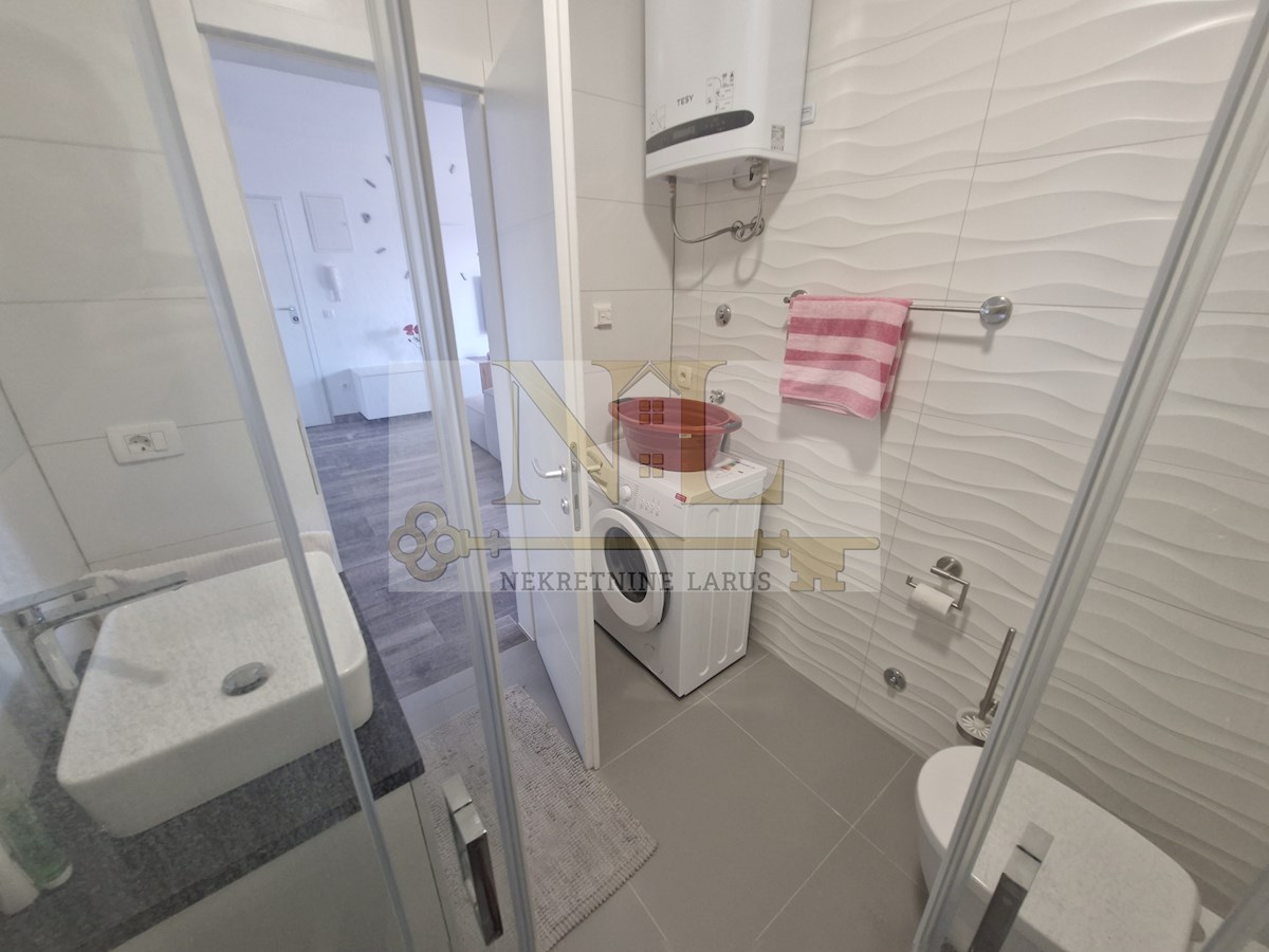 Apartma Na predaj - SPLITSKO-DALMATINSKA ČIOVO