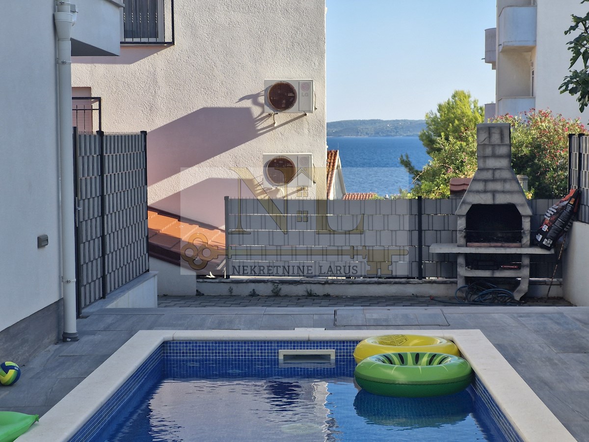 Apartma Na predaj - SPLITSKO-DALMATINSKA ČIOVO