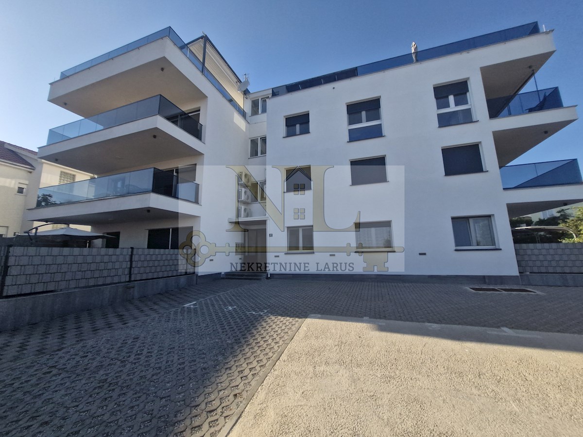 Apartma Na predaj - SPLITSKO-DALMATINSKA ČIOVO