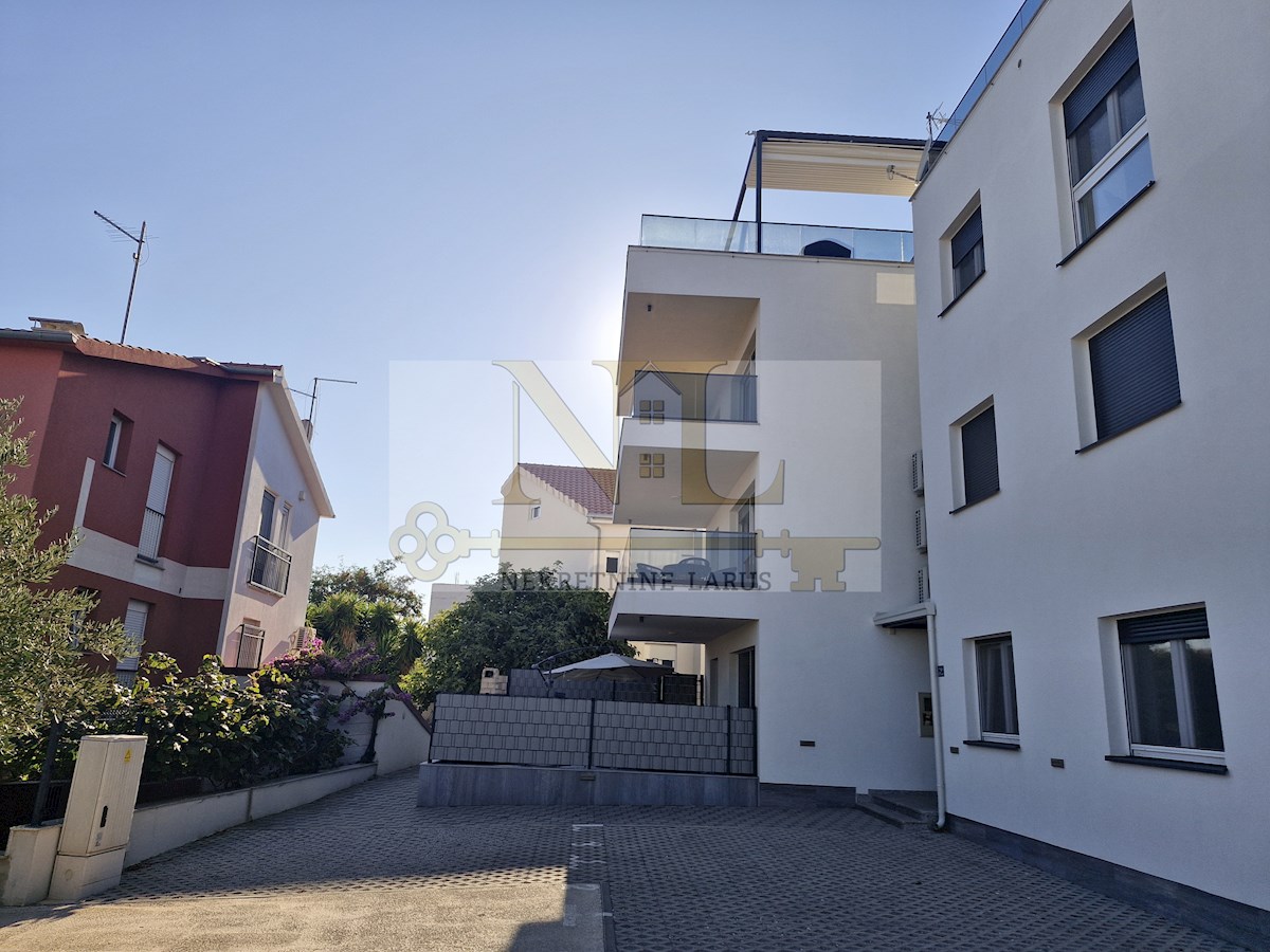 Apartma Na predaj - SPLITSKO-DALMATINSKA ČIOVO