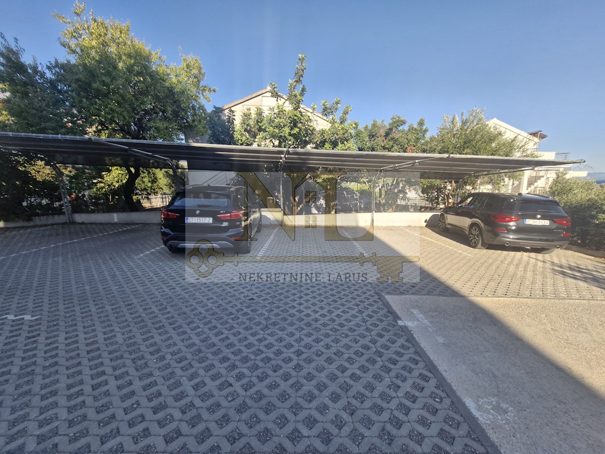 Apartma Na predaj - SPLITSKO-DALMATINSKA ČIOVO
