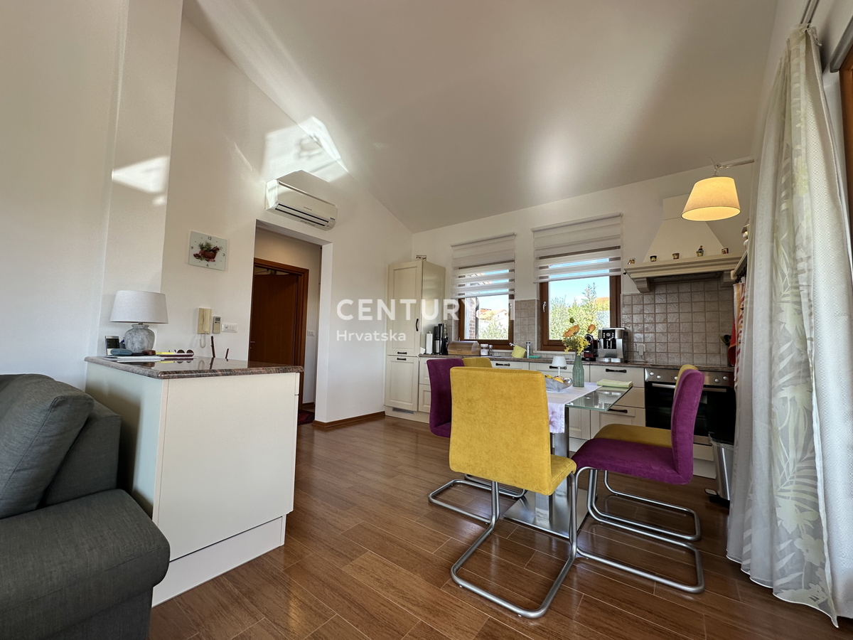 Apartma Na predaj - ISTARSKA TAR-VABRIGA