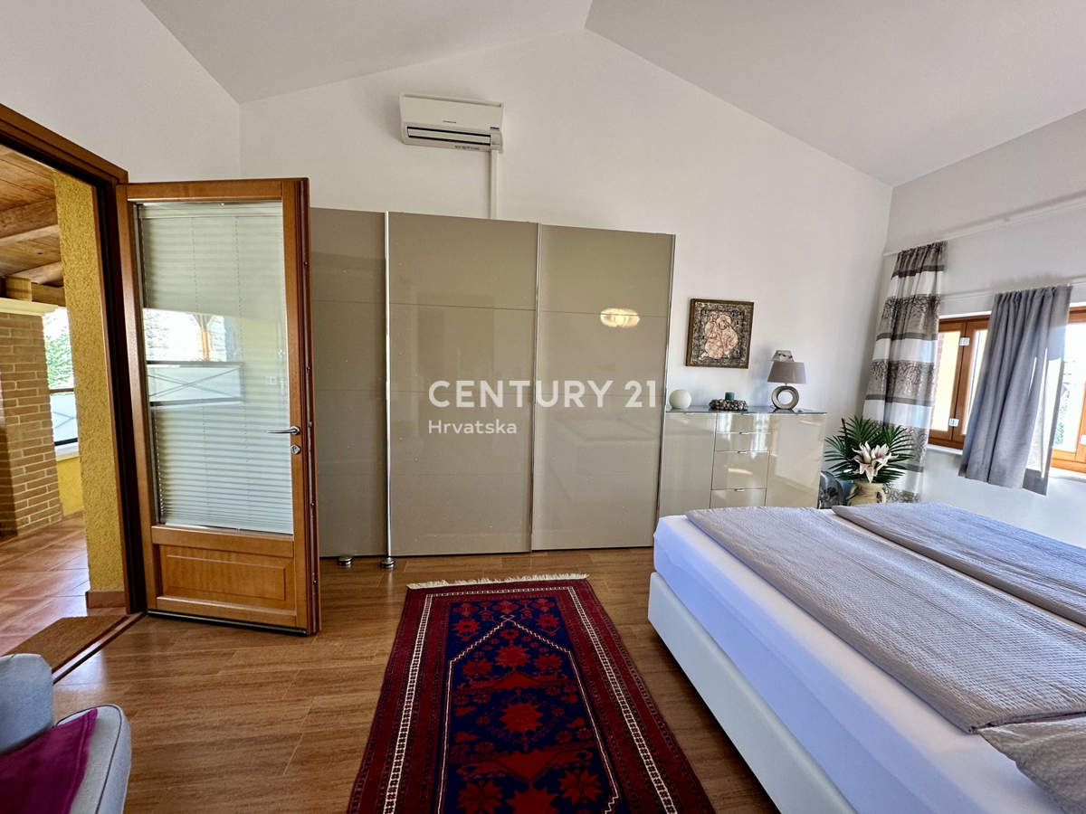 Apartma Na predaj - ISTARSKA TAR-VABRIGA