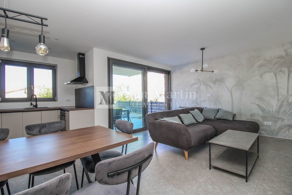 Apartma Na predaj - ISTARSKA POREČ