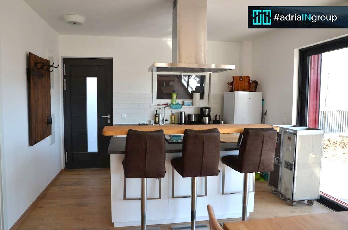 House For sale - SPLITSKO-DALMATINSKA SEGET