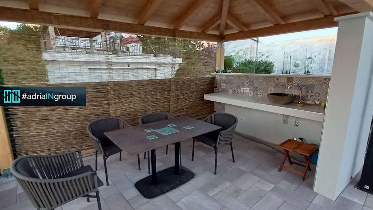 House For sale - SPLITSKO-DALMATINSKA SEGET