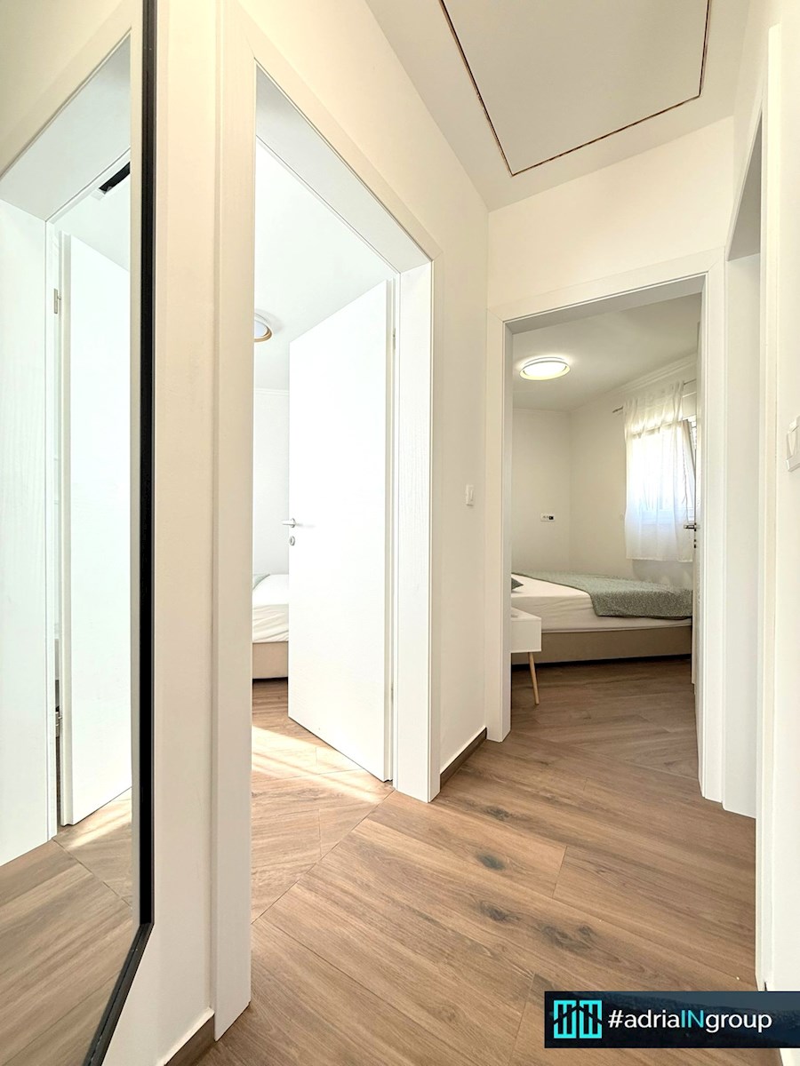 Casa In vendita - SPLITSKO-DALMATINSKA KAŠTELA