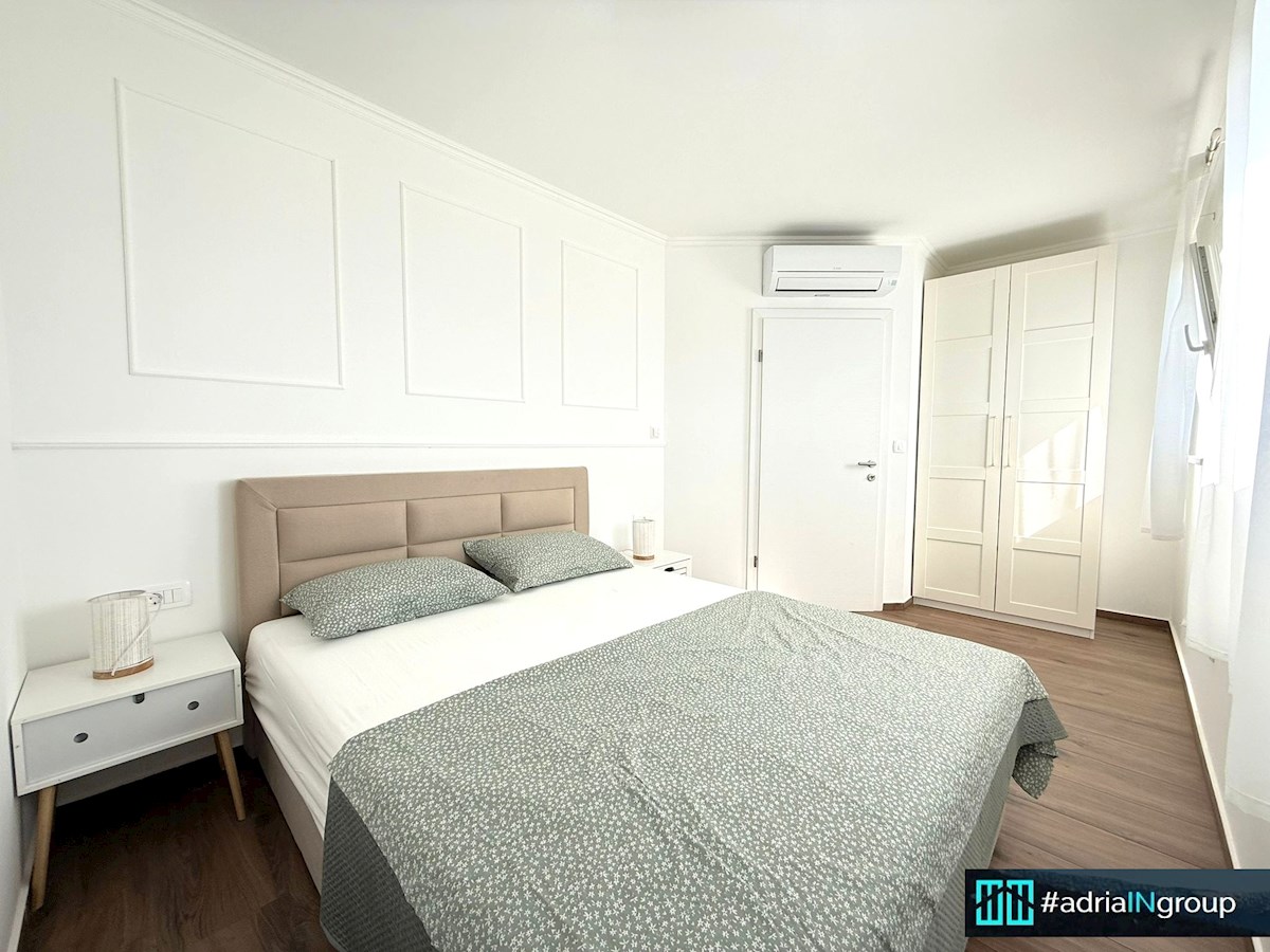 Casa In vendita - SPLITSKO-DALMATINSKA KAŠTELA
