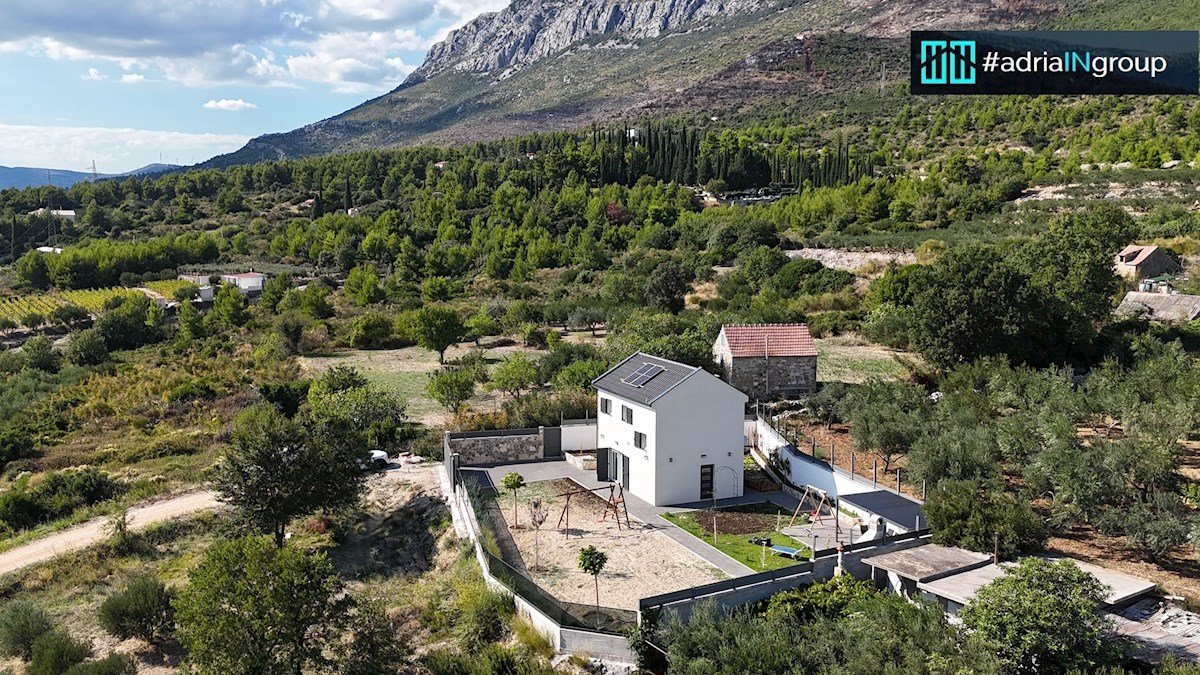 Casa In vendita - SPLITSKO-DALMATINSKA KAŠTELA