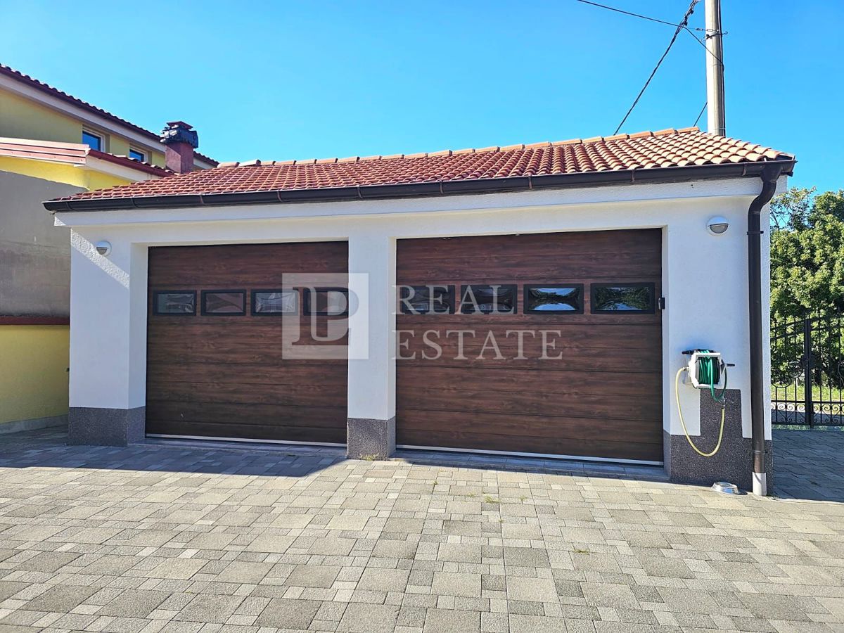 House For sale - PRIMORSKO-GORANSKA CRIKVENICA