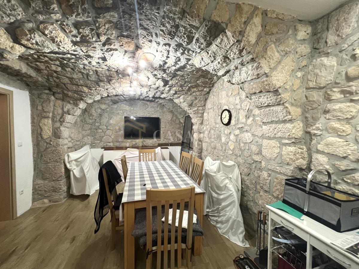 Kuća Na prodaju - PRIMORSKO-GORANSKA VINODOLSKA OPĆINA