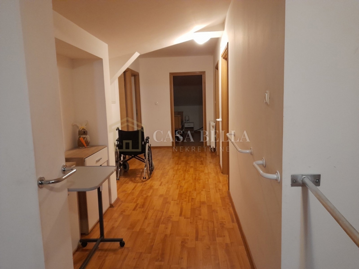 Kuća Na prodaju - KARLOVAČKA KARLOVAC