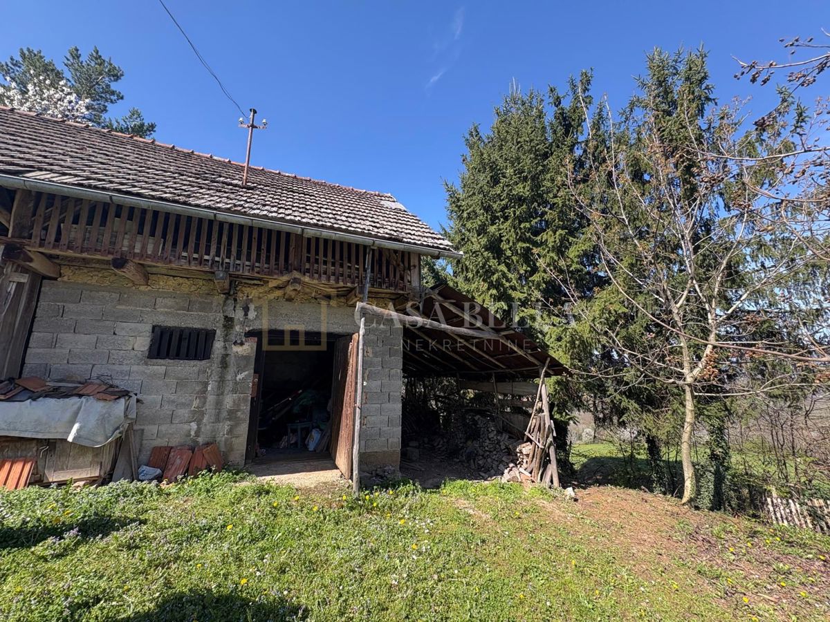 Dom Na sprzedaż - KARLOVAČKA ŽAKANJE