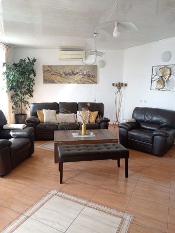 Maison à vendre – Kastav