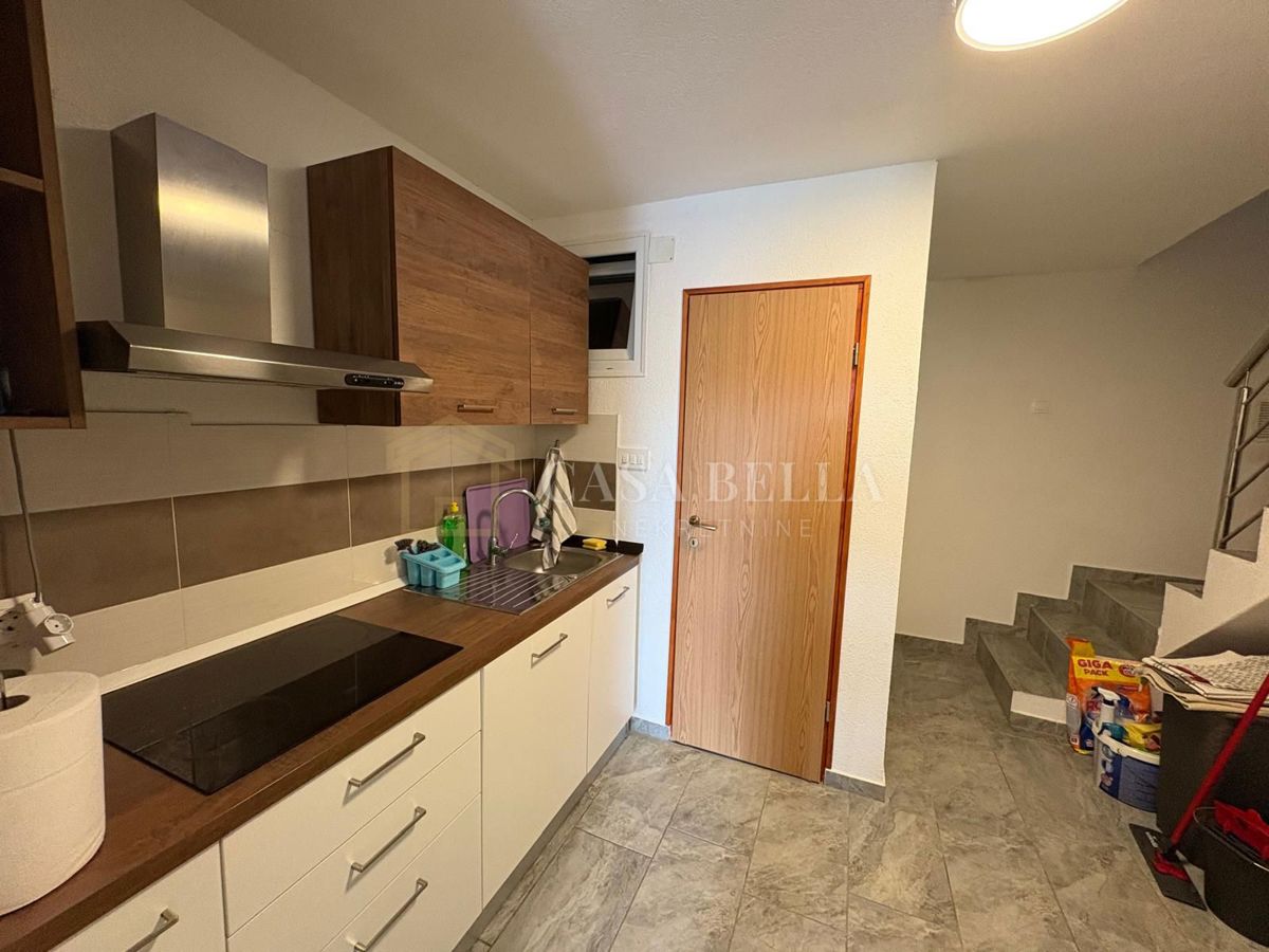 Apartment Zu verkaufen - PRIMORSKO-GORANSKA NOVI VINODOLSKI