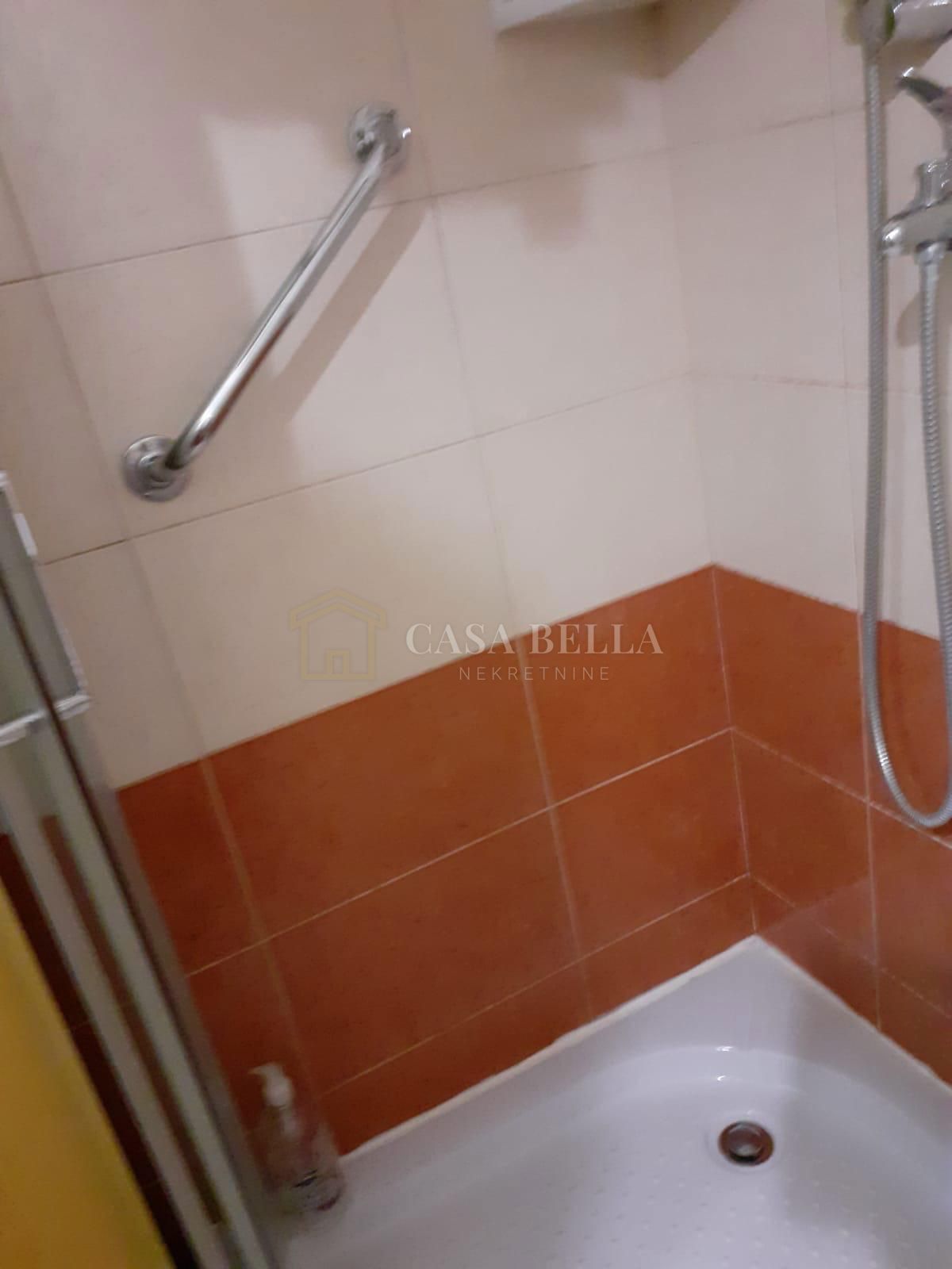 Apartmán Na predaj - PRIMORSKO-GORANSKA KRALJEVICA