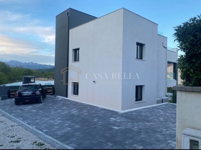 House for rent – Novigrad