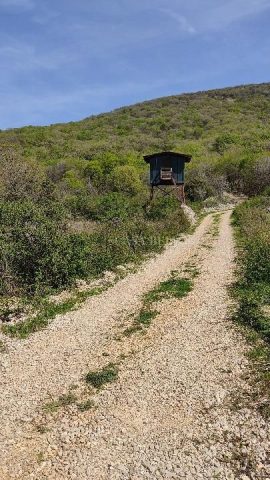 Pozemok na predaj – Krk